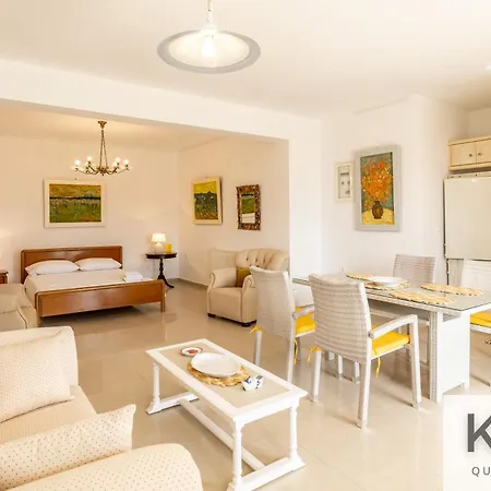 Sunbathing And Relaxing Under The View! Argostoli (Kefalonia)